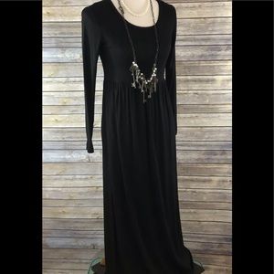Medium PCEAIIH black maxi dress NWT